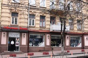 Фасадное помещение под ресторан в центре Киева.