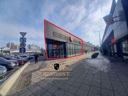 Приміщення в центрі міста. Червона лінія,  окремий вхід
